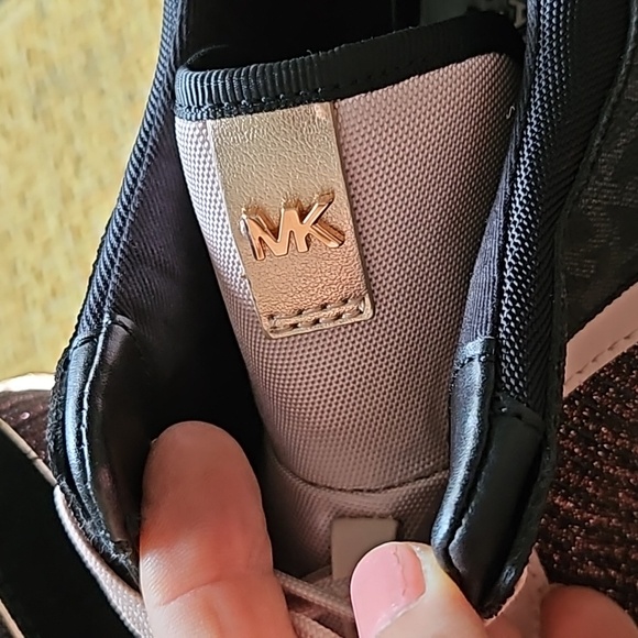 Unworn New Michael Kors Georgie Leather and Glitter Chain-Mesh Trainer 10m - Picture 5 of 10